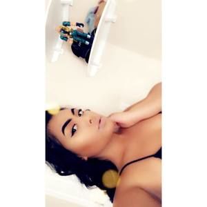 Meet your Posher, Donnanice